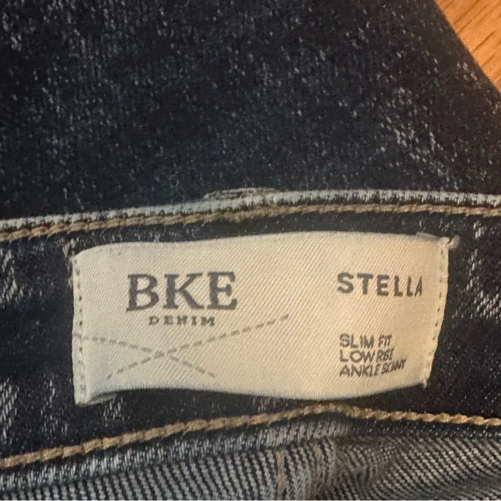 BKE Dark Blue Distressed Skinny Jeans - Picture 4 of 4